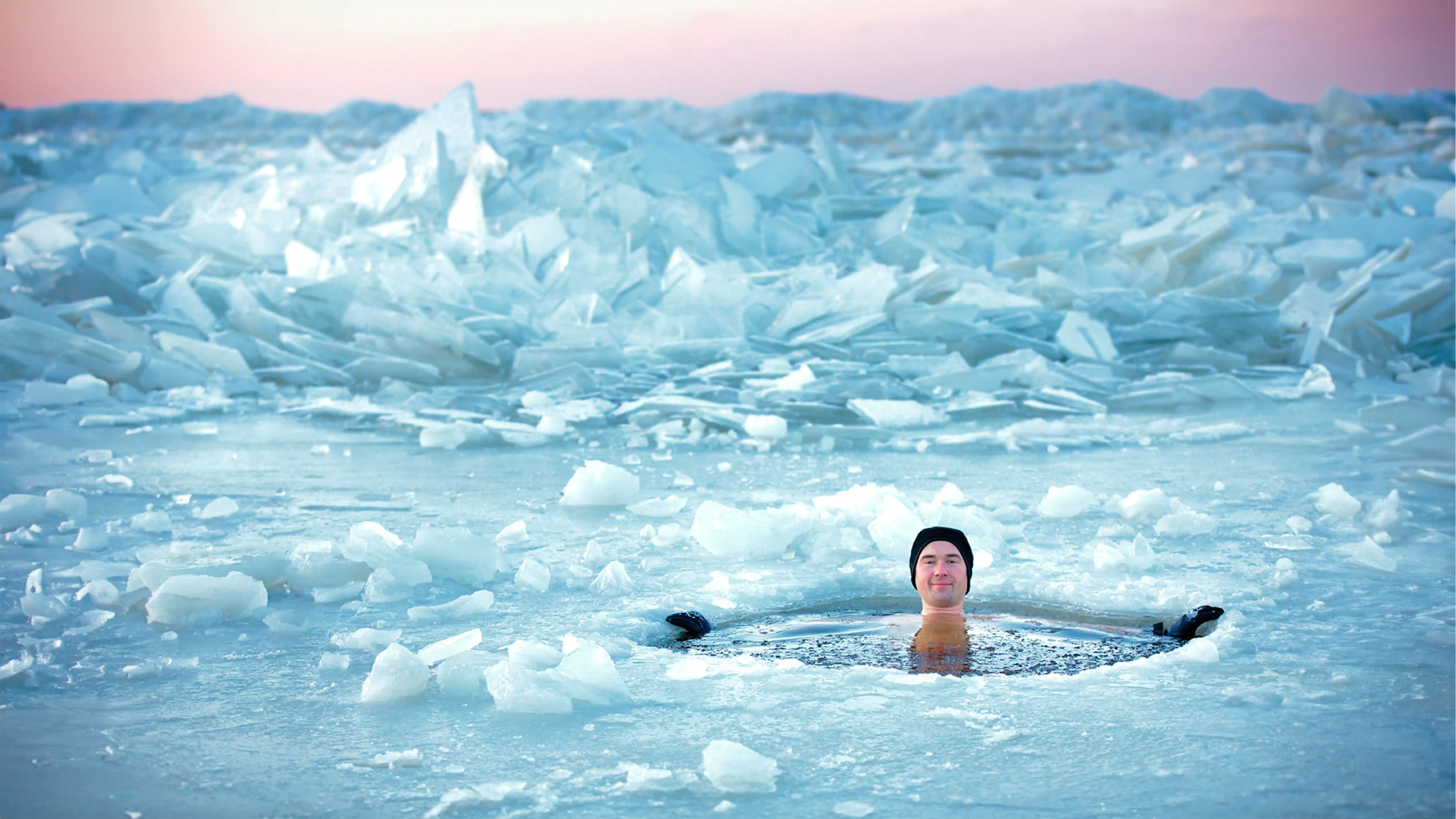 Chill Out- The Surprising Benefits of Cold Plunges2.webp